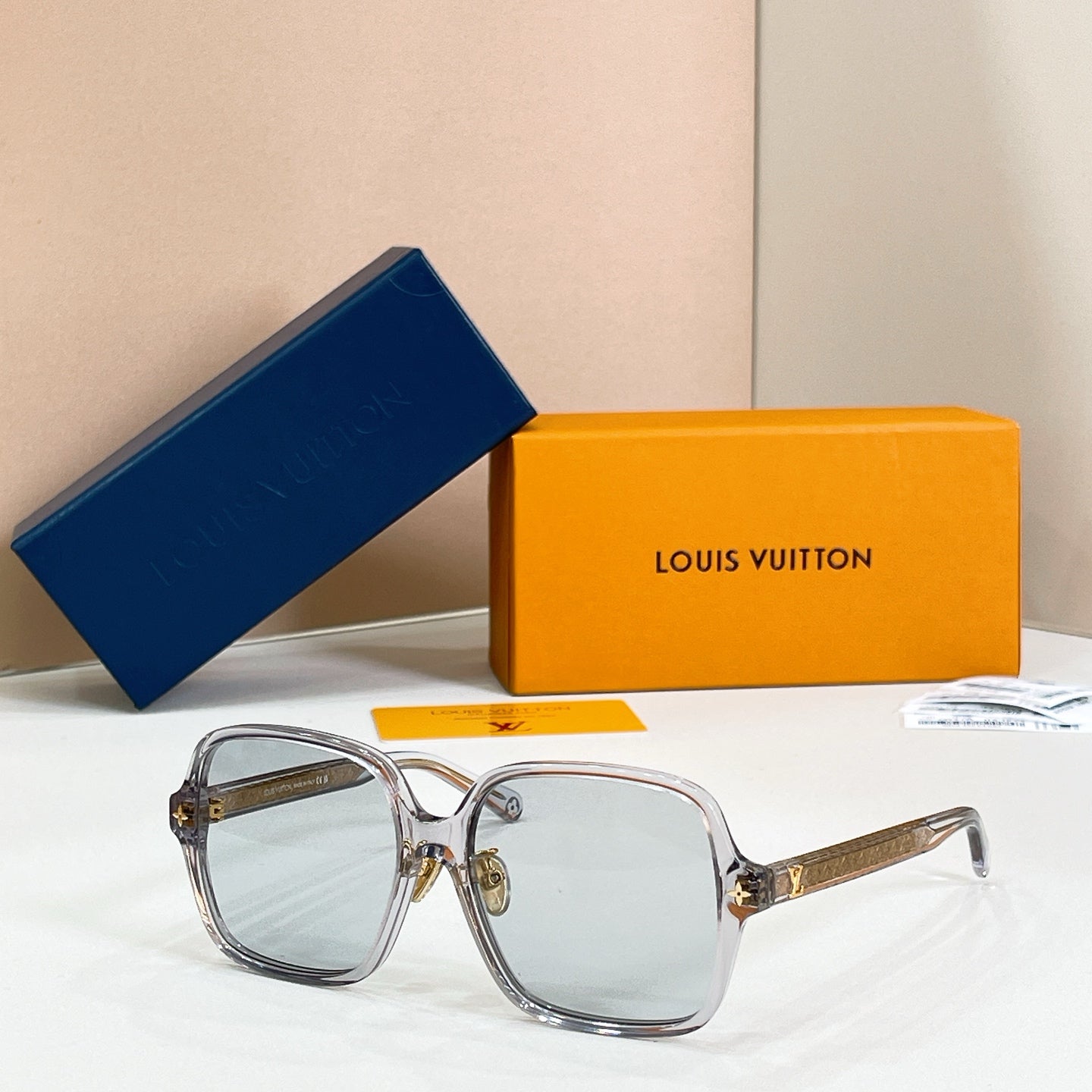 Louis Vuitton Sunglasses-Z3044E