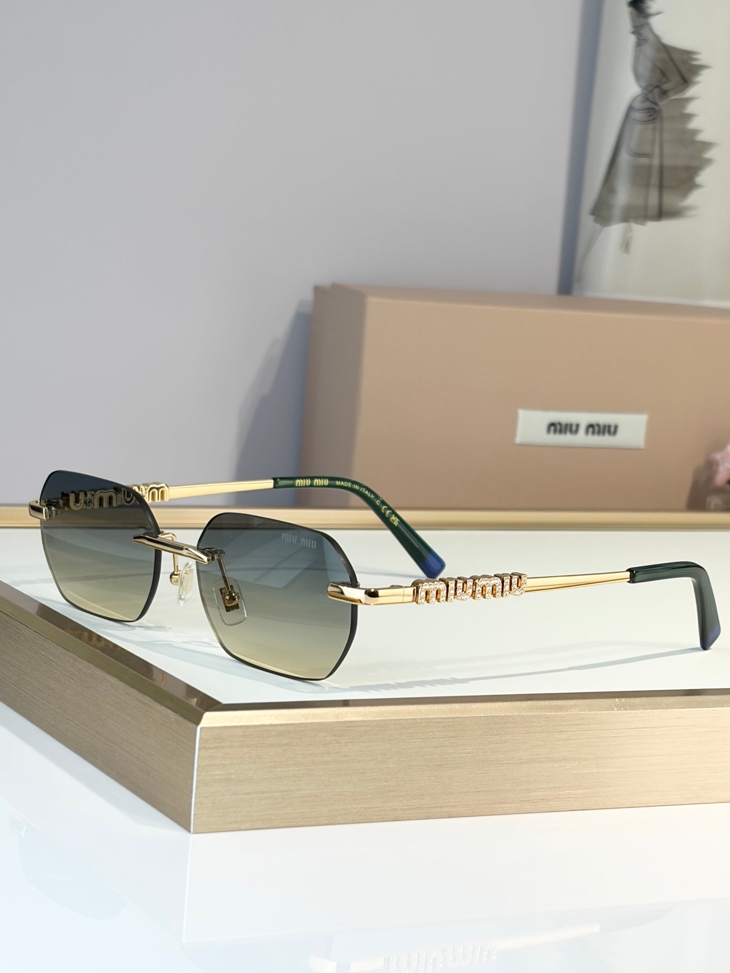 MIUMIU Sunglasses-MU947S
